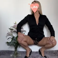 Alexandra, Masszázs IX. kerület, 45 év nő IX. kerület Budapest Magyarország, +36702284775