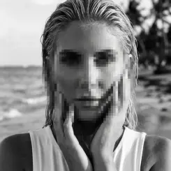 SarahMonroe szexi masszőz 28 éves