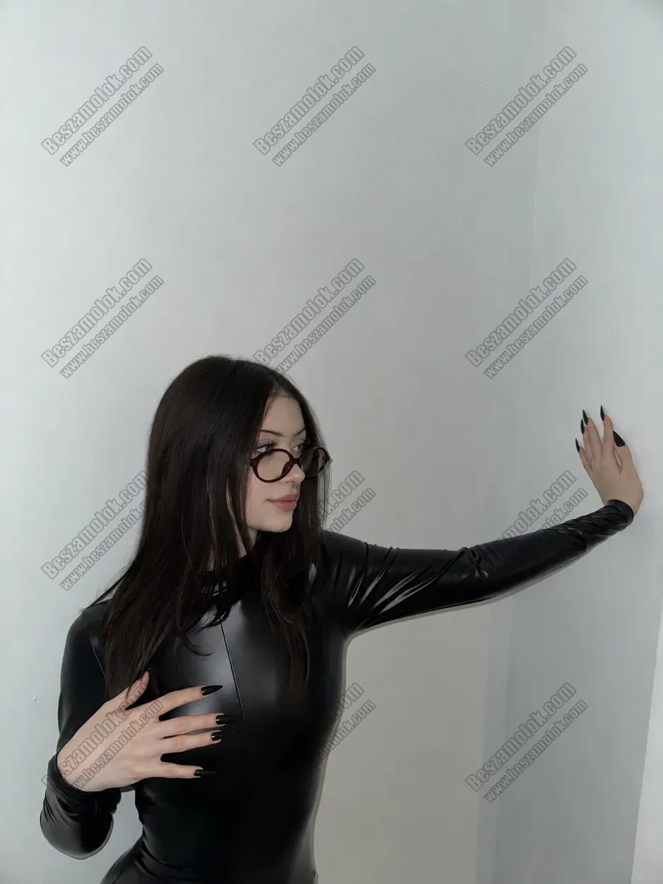 LinDom Kathlyn Ruby szexi masszazs profil kepes profil - szeximasszazs.hu LinDom Kathlyn Ruby - +36 30 774 1706 - szexi masszazs foto