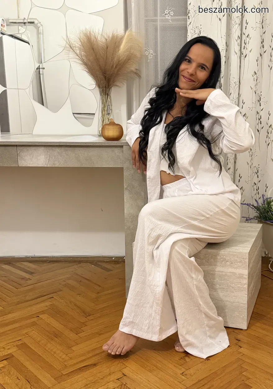 Viki55 szexi masszazs profil kepes profil - szeximasszazs.hu Viki55 - +36 70 202 2447 - szexi masszazs foto